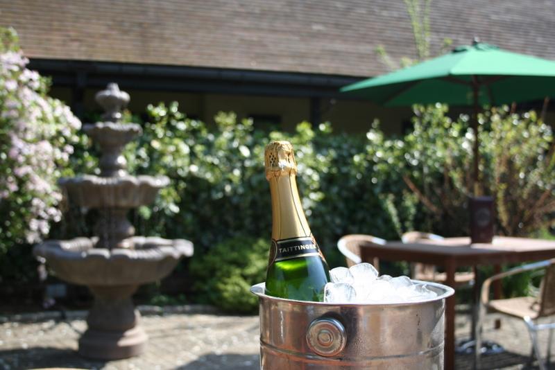 The Coach & Horses Inn Chislehampton Εξωτερικό φωτογραφία