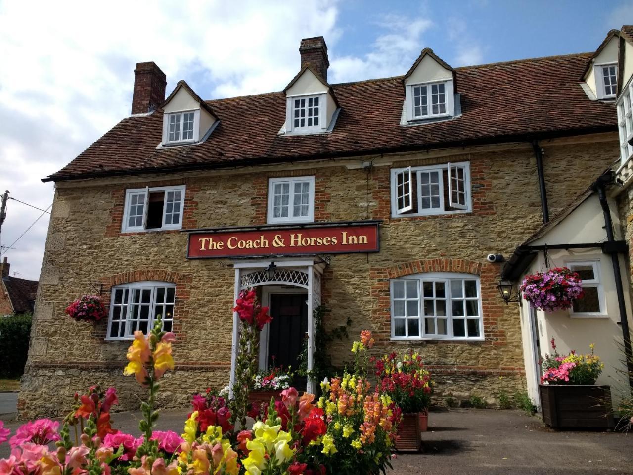 The Coach & Horses Inn Chislehampton Εξωτερικό φωτογραφία